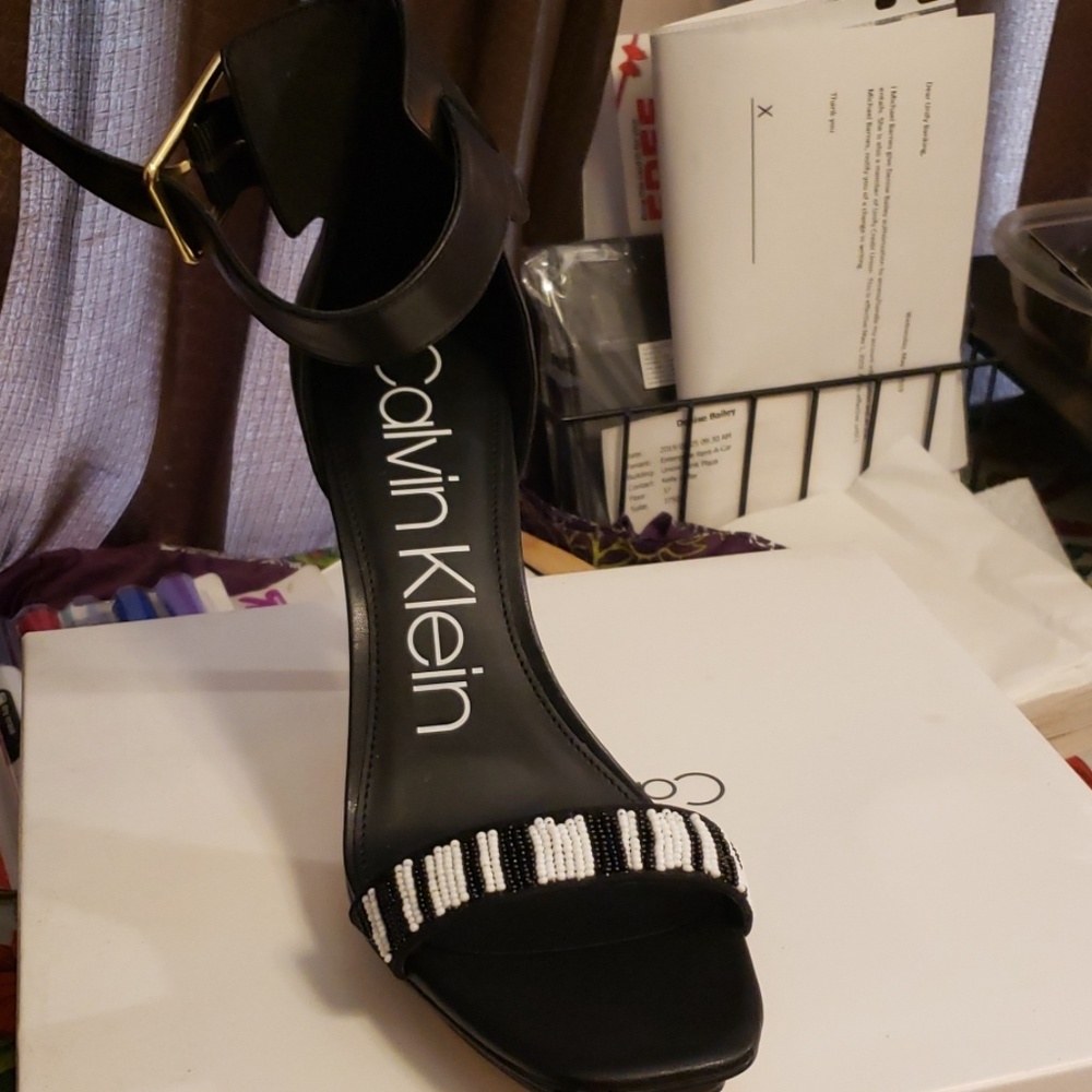 Shoes - Picture 2 of 3